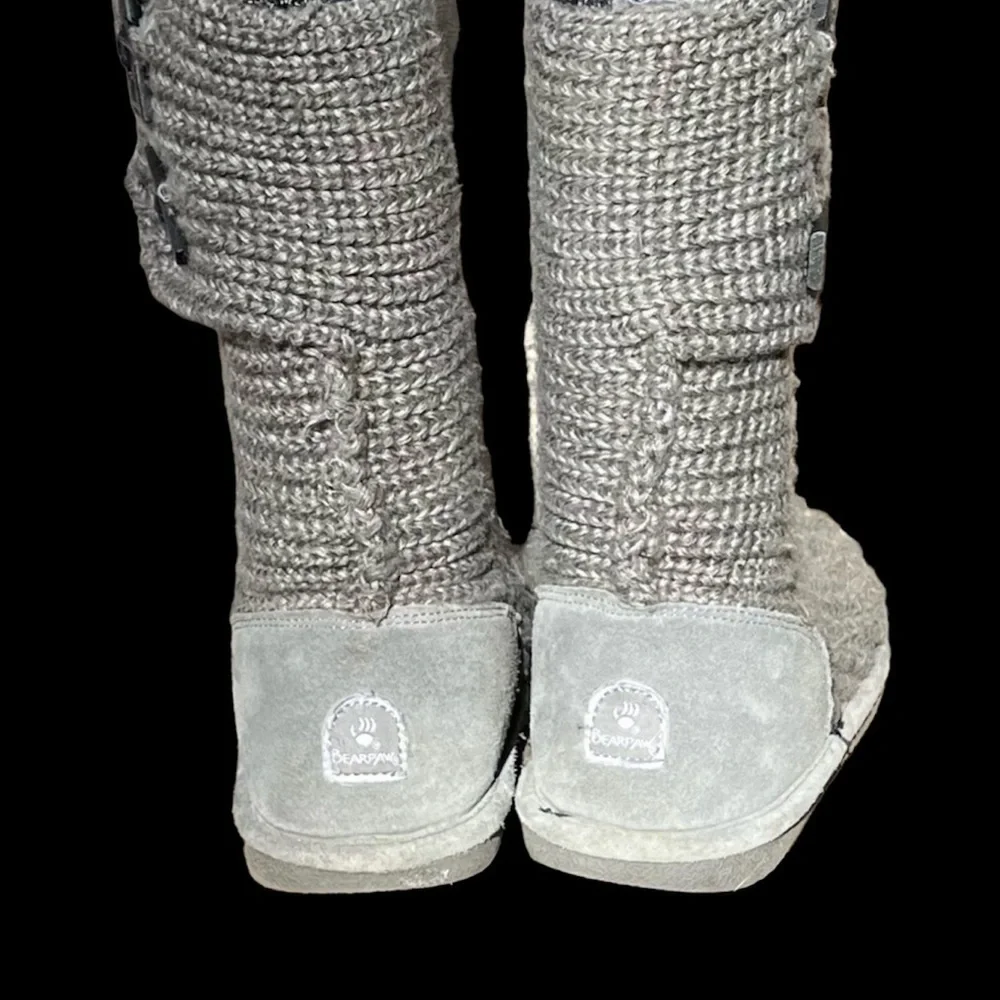 🌻Bearpaw Girl's Grey Tall (or Short) Comfortable Knit Outdoor Boots Size 5